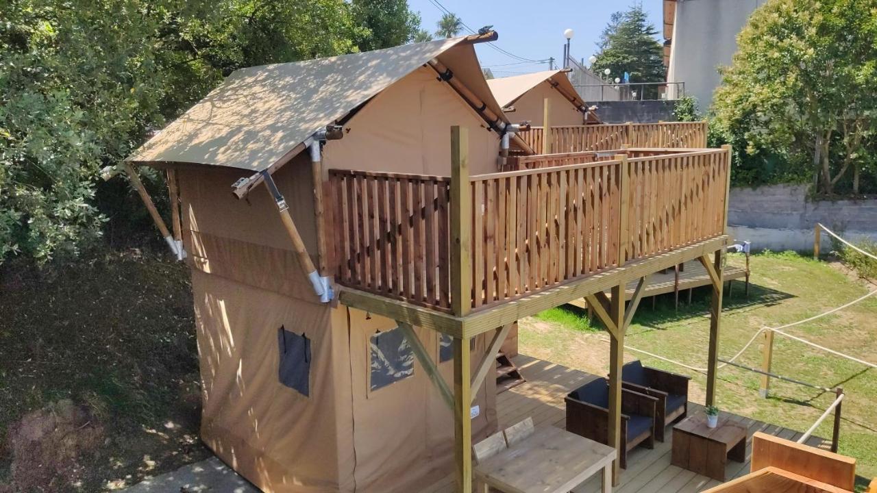 Camping Las Gaviotas Naveces ภายนอก รูปภาพ